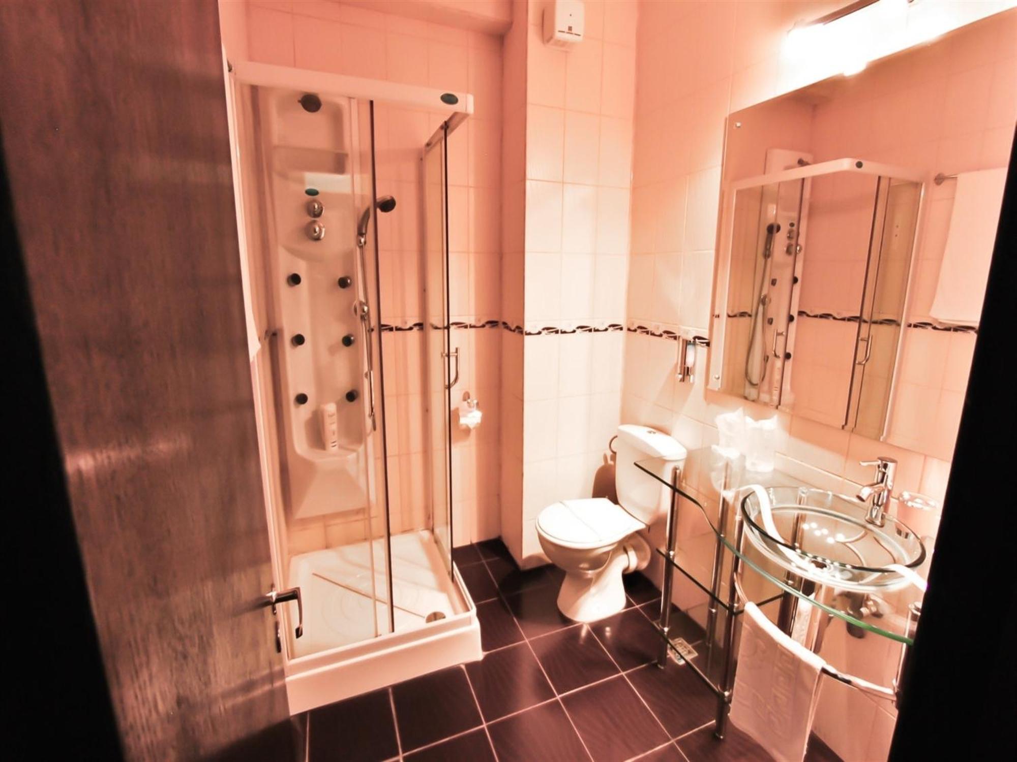 Hotel Magic Gt Trivale Pitesti Ruang foto